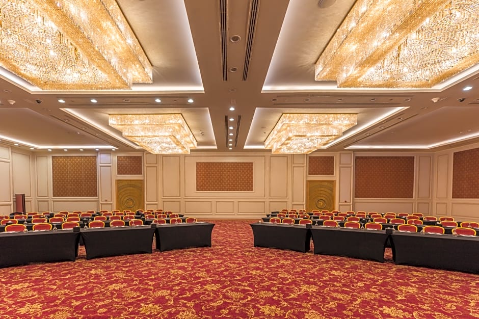 Triumph Luxury Hotel