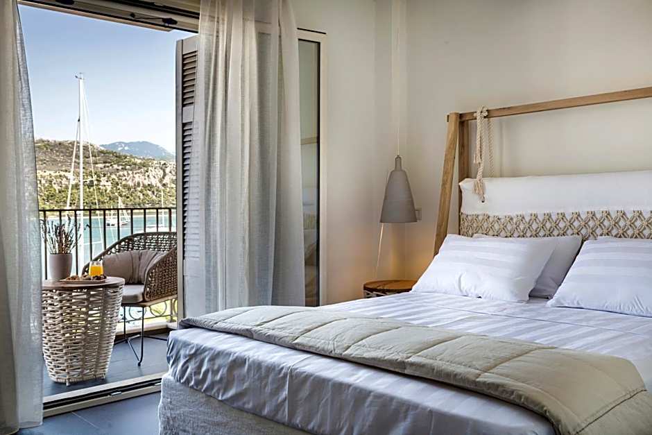 Argostoli Marina Suites