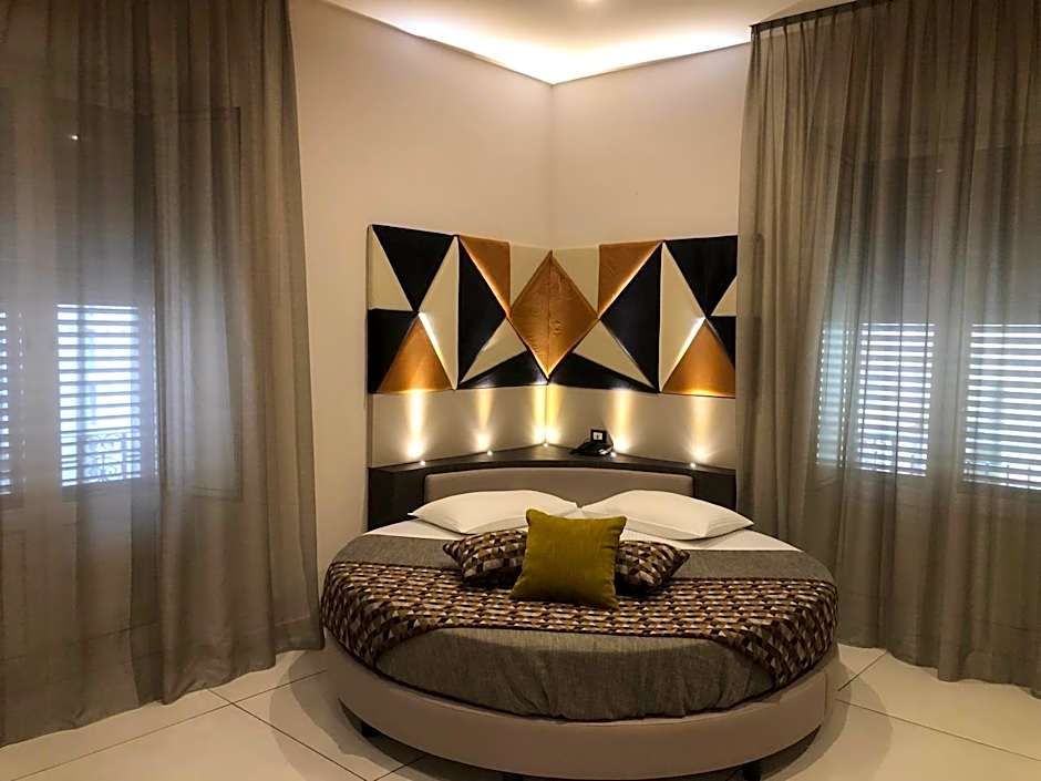 Hotel Tonic