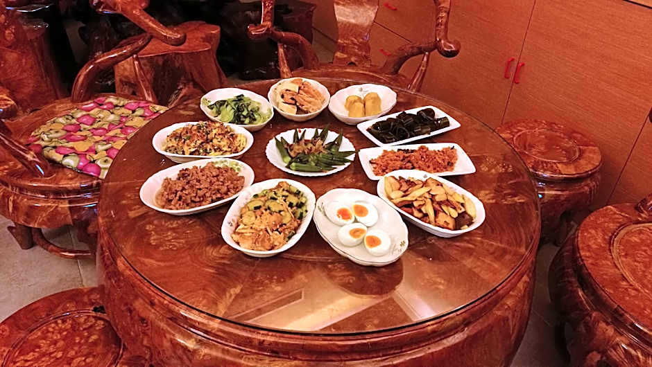 Qi Hua Zhen Ju Homestay