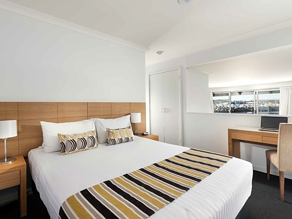 Be Fremantle Apartments