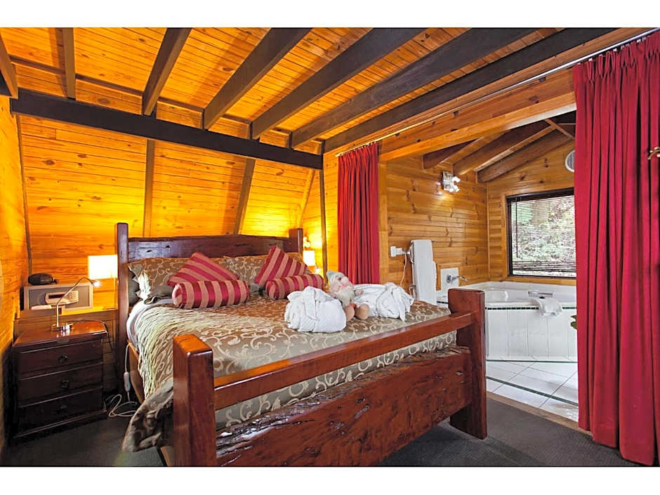 Photo 1 of 17 of Deluxe Chalet