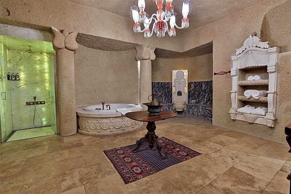 Elika Cave Suites & Spa