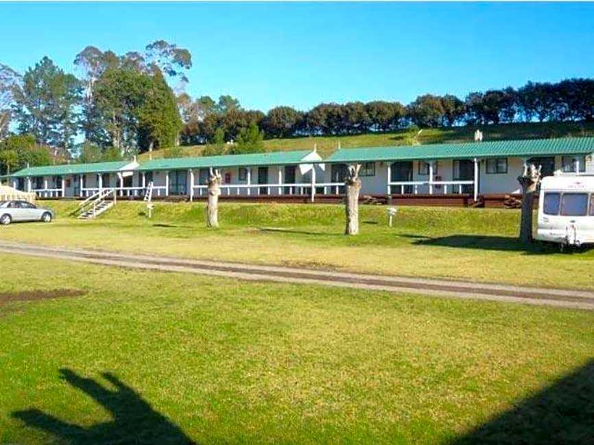 Opal Hot Springs & Holiday Park