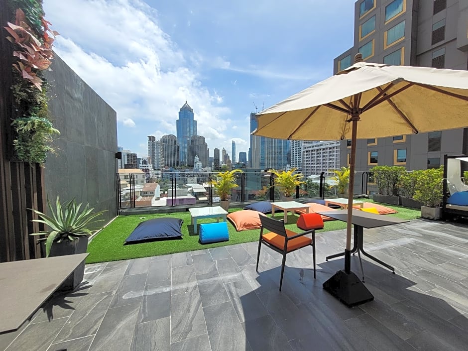 Citrus Suites Sukhumvit 6 by Compass Hospitality (SHA Extra Plus)