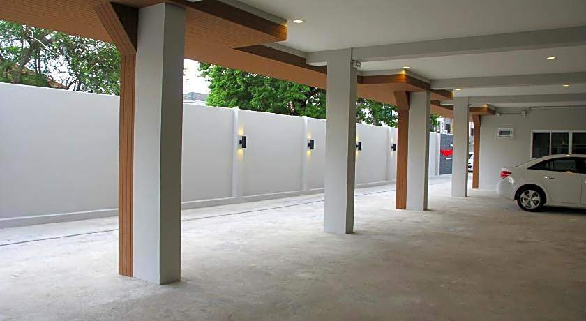 The Arni Sukhumvit 101