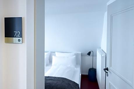 Double Room with Private External Bathroom