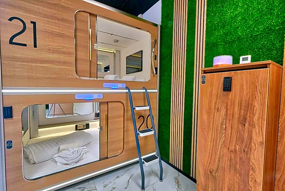 Ljubljana Capsule Hostel