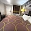 Super 8 by Wyndham La Marque TX/Texas City Area