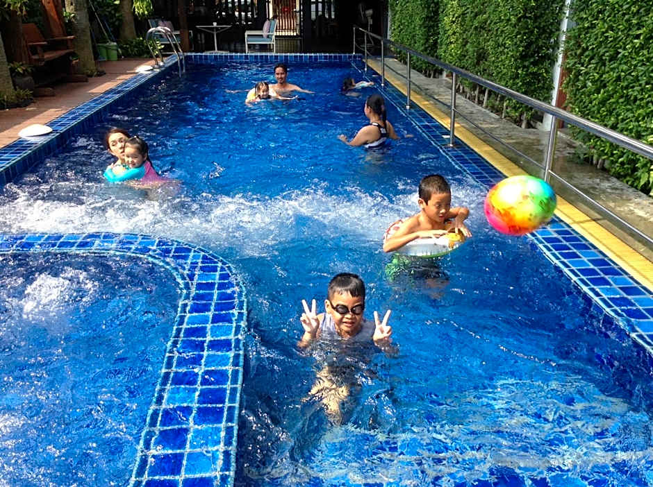 Baan I Un Pool Villa