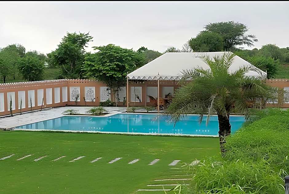 Photo 1 of 44 of Aangan Resort Mandawa