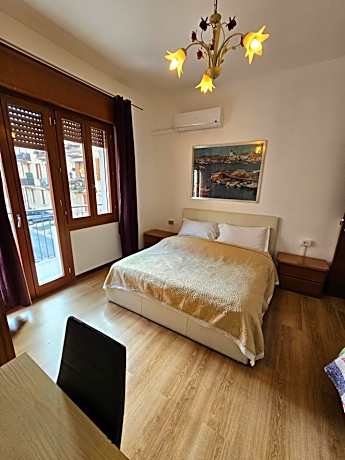 Double or Twin Room with Shared Bathroom