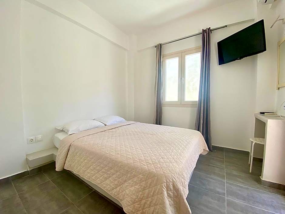 Anny Studios & Rooms Perissa Beach