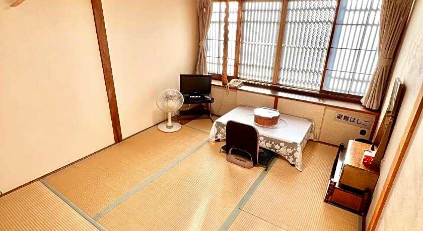 Hakodate Henmi Ryokan
