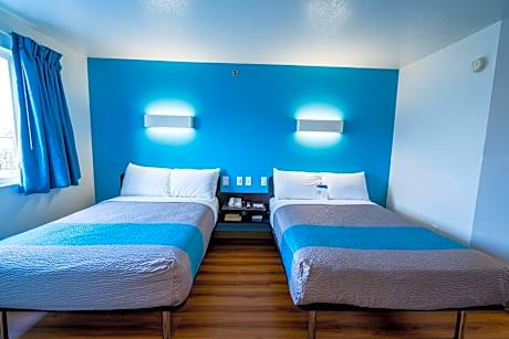 Quadruple Room - Non-Smoking