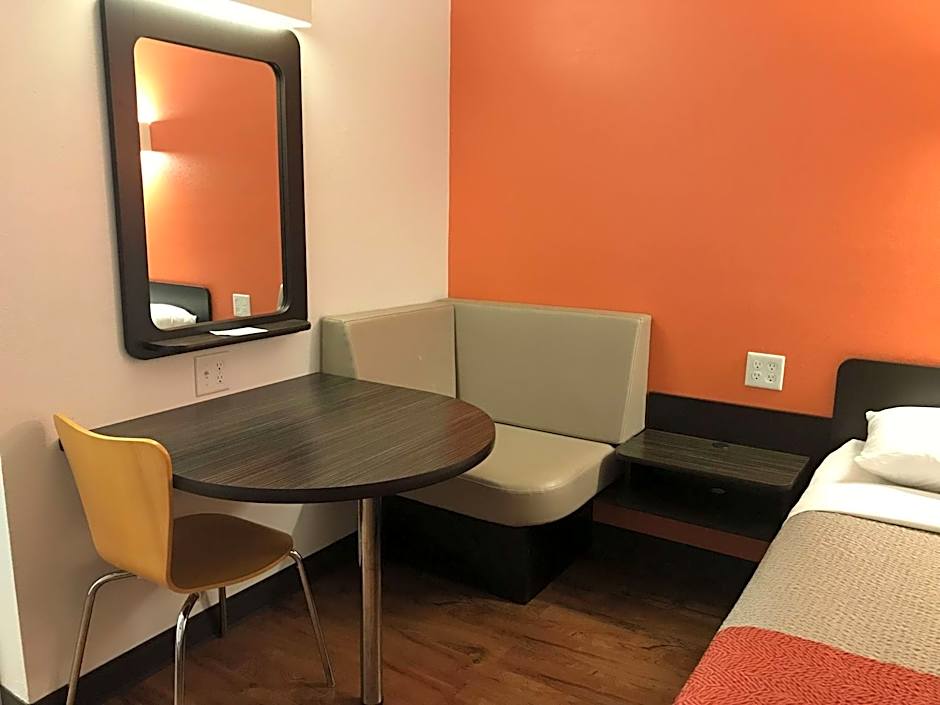 Motel 6-Bremen, GA