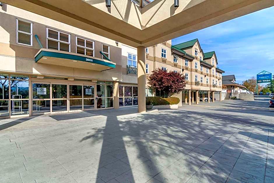 Clarion Hotel & Conference Centre