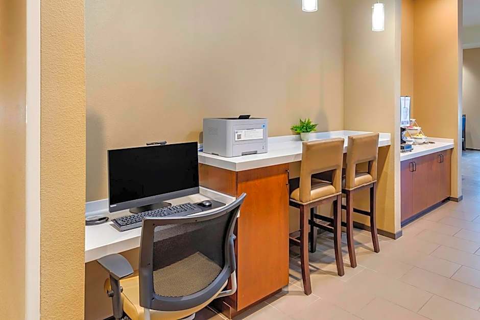 Comfort Suites Midland West