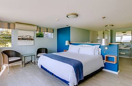 Deluxe Double Room with Sea View