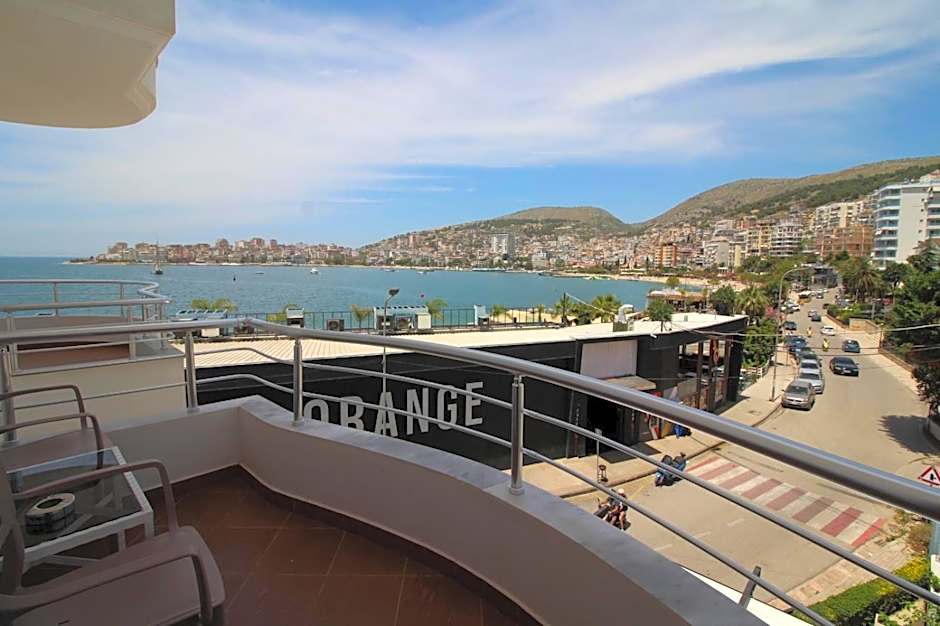 Hotel Strora