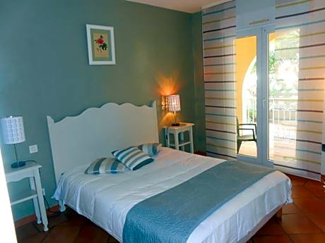 Classic Double Room with Terrace