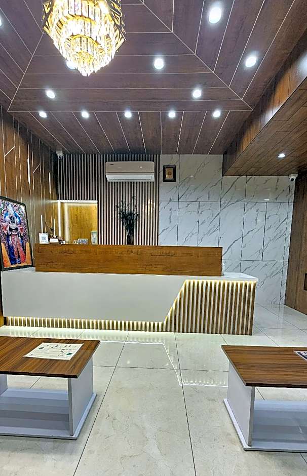 Photo 1 of 11 of Hotel Nilay