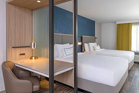Queen Suite with Two Queen Beds and Trundle Sofa - Hearing Accessible