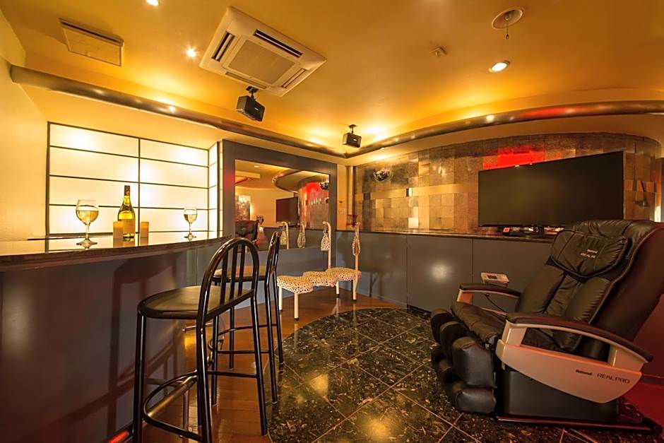 Towers Hotel - Adult Only -
