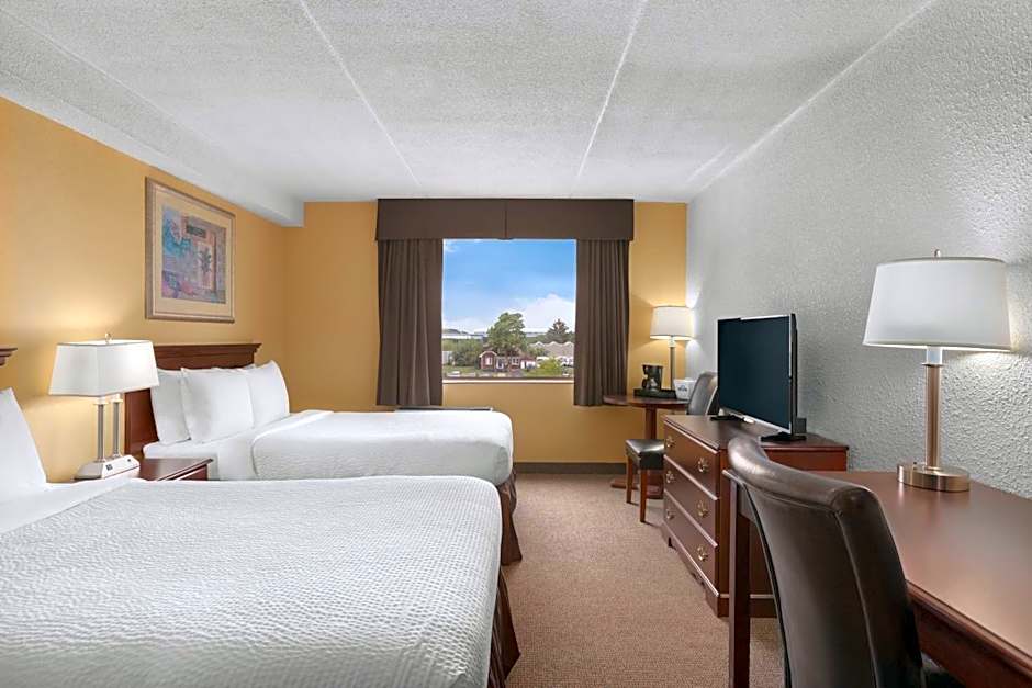 Days Inn by Wyndham Fallsview
