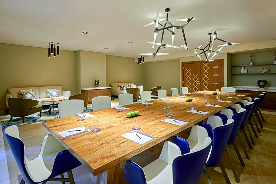 Hyatt Regency Cairo West