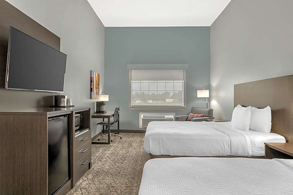 Best Western Plus New Caney Inn & Suites