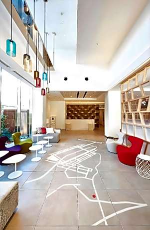 Hollywood Twin Room