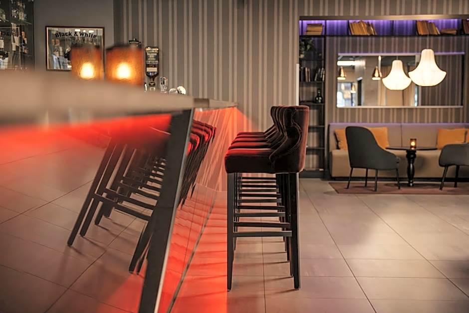 Home Hotel Bristol
