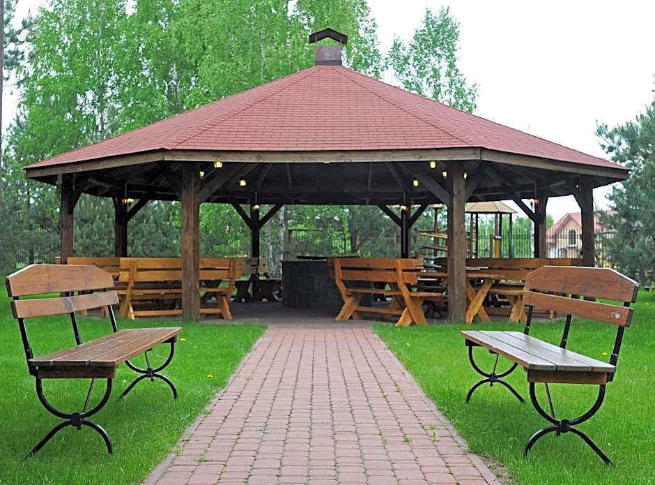 Hotel - Dworek Tryumf