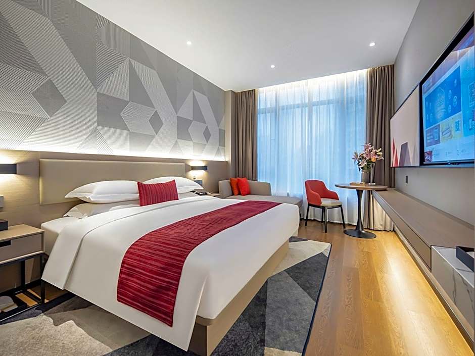 Borrman Hotel Guigang Macaojiang Park High-speed Railway Station