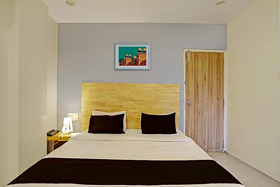 OYO Flagship 76687 Ramoji Kothapet – Hyderabad, 