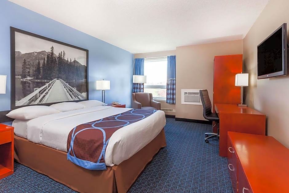 Super 8 by Wyndham Sherwood Park/Edmonton Area