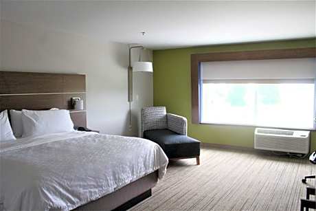 Standard King Room - Communications Accessible