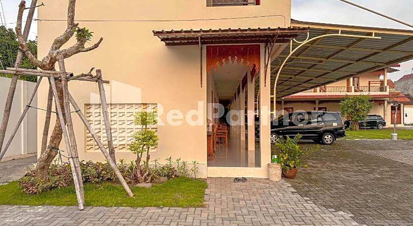 Ndalem Joglo Kawijayan Syariah Mitra RedDoorz