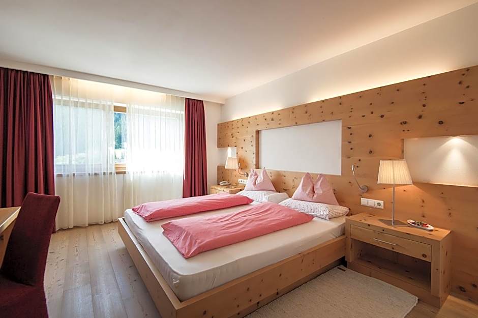 Alpine Hotel Ciasa Lara