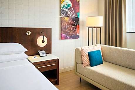 Club King Room