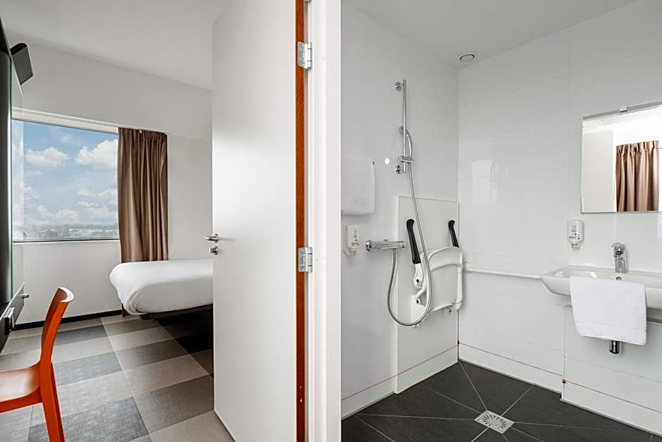 easyHotel Amsterdam Zaandam