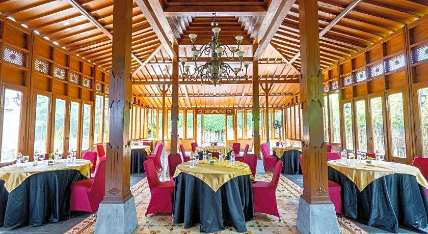 Burza Hotel Yogyakarta