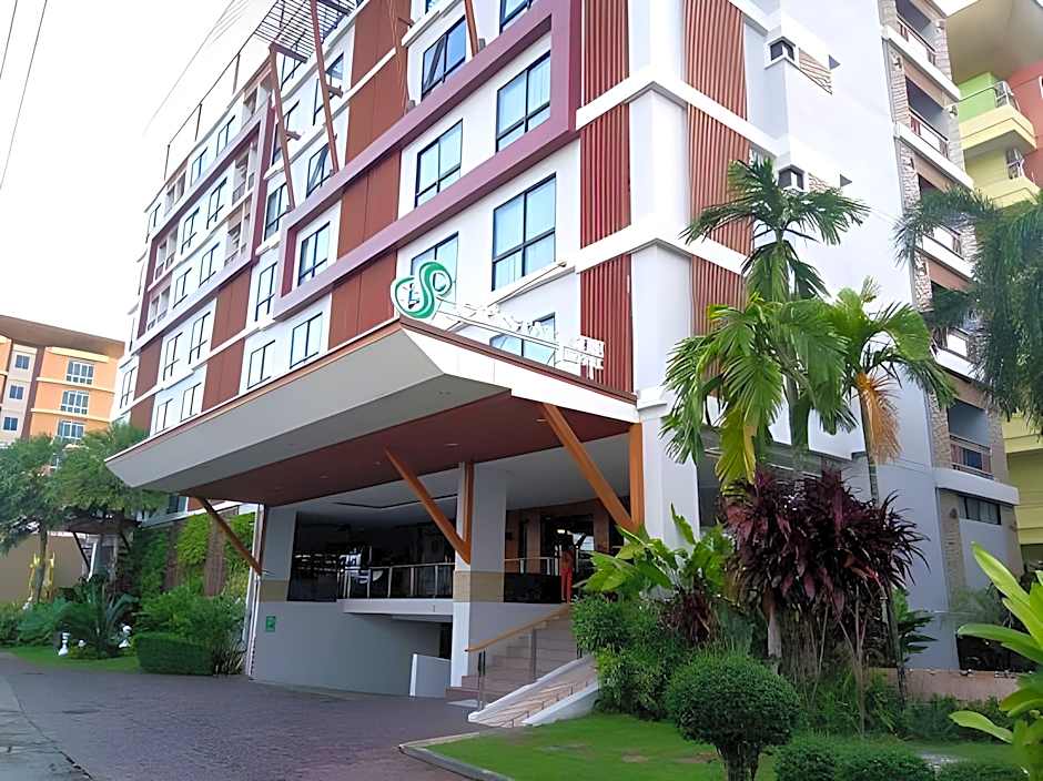 CRYSTAL JADE  RAYONG HOTEL