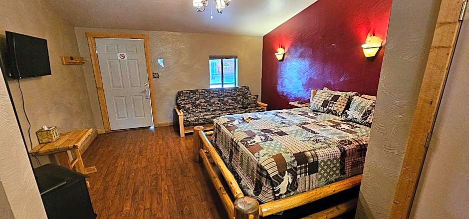 Nine Pines Motel
