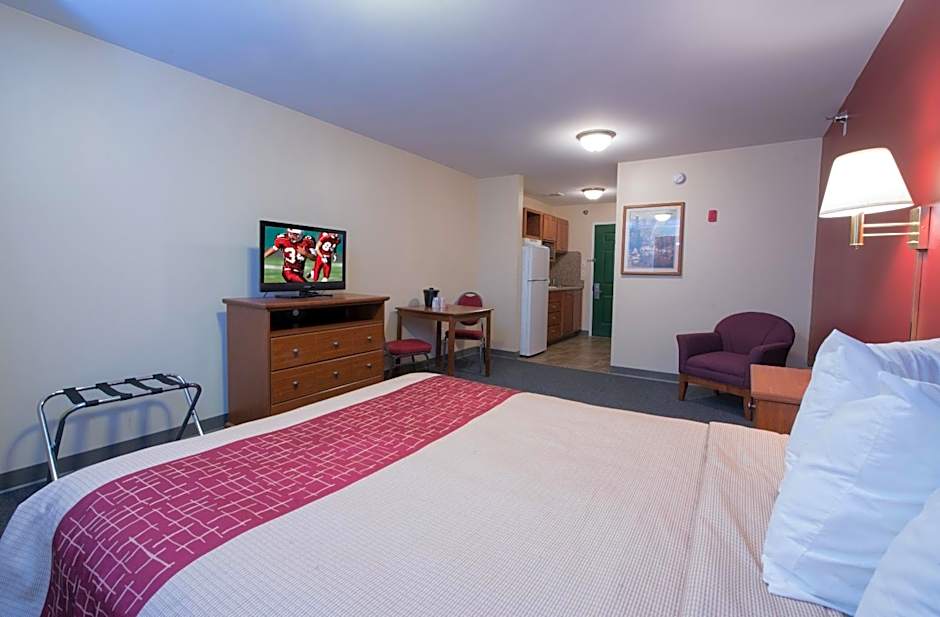 Photo 1 of 8 of 1 Queen Bed Suite