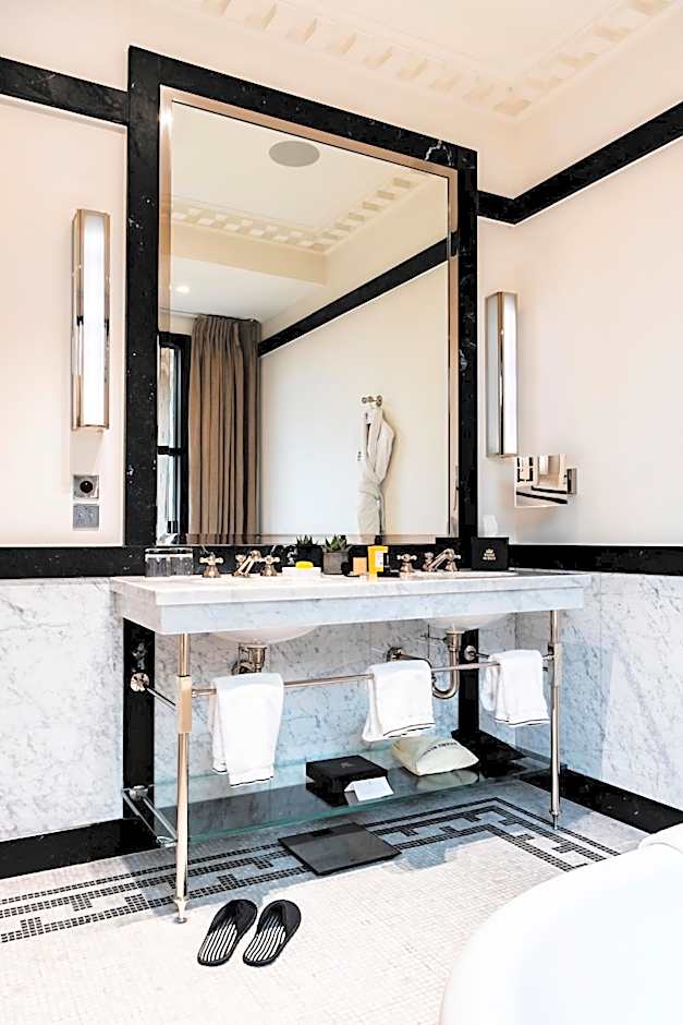 Hotel de Berri, a Luxury Collection Hotel, Paris