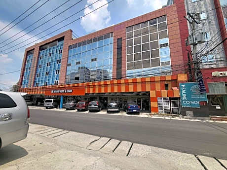 OYO 1141 Healing Condo Hotel