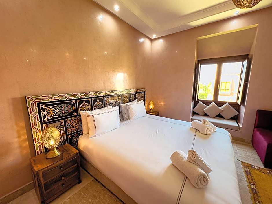 Riad Tonaroz