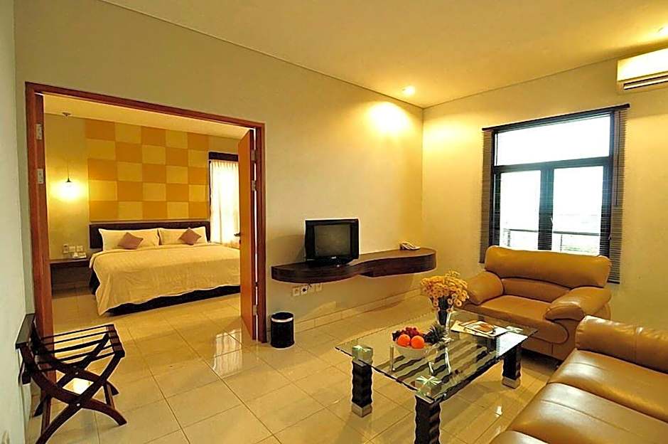 Aston Ketapang City Hotel